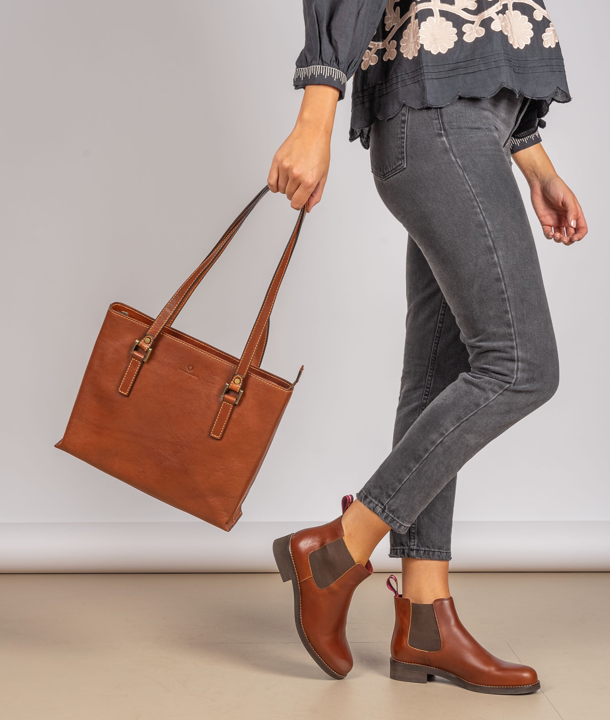 Tote Bag — Van Velze & Smith